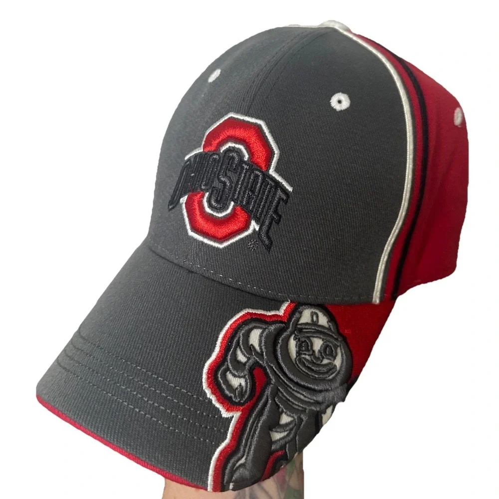 Vintage Rare Ohio State Buckeyes Embroidered One-Fit Hat‎